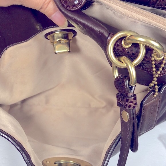 COACH LEATHER PENELOPE PURSE and WRISTLET with SNAKE SKIN ACCENTS - Picture 12 of 15